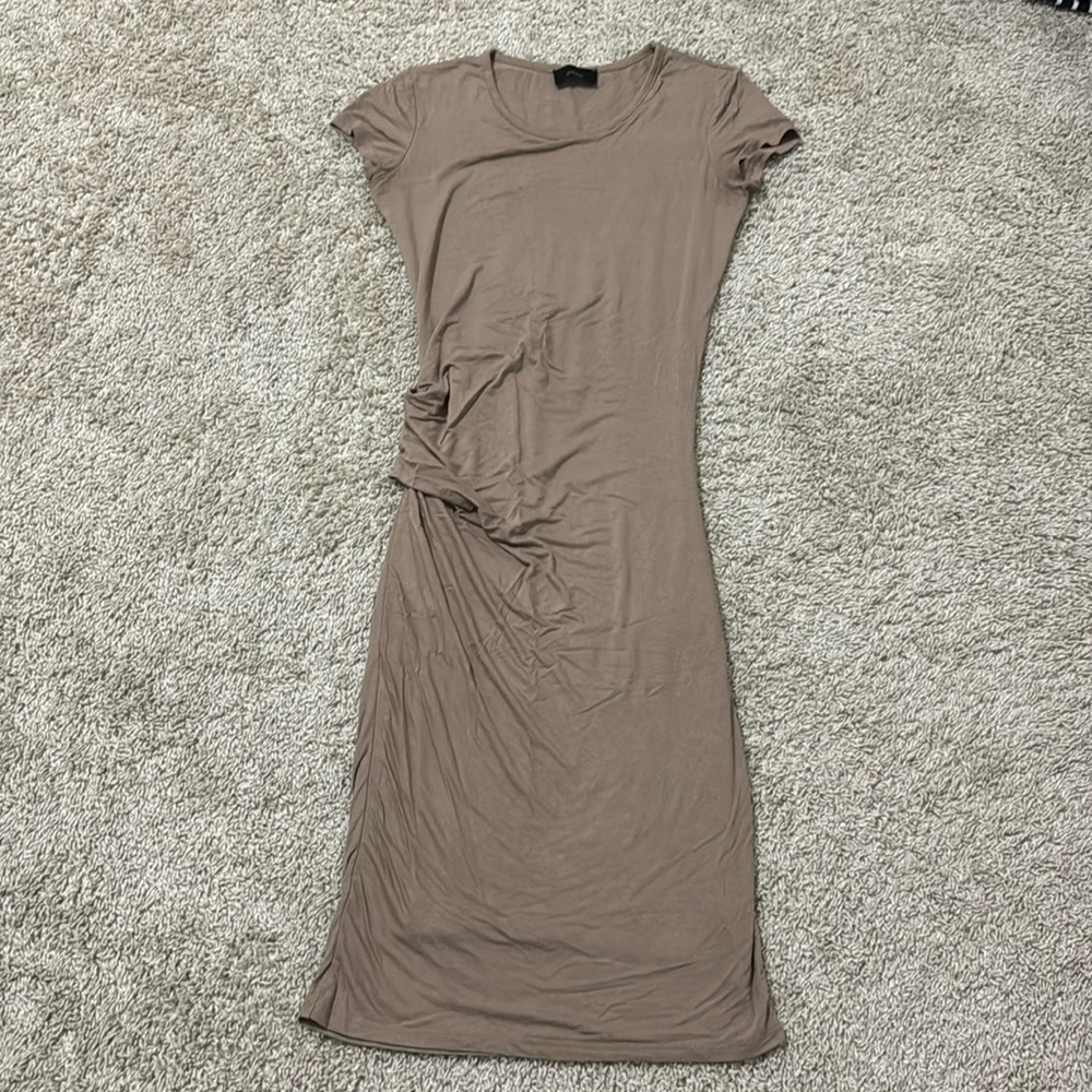 Super flattering BodyCon dress